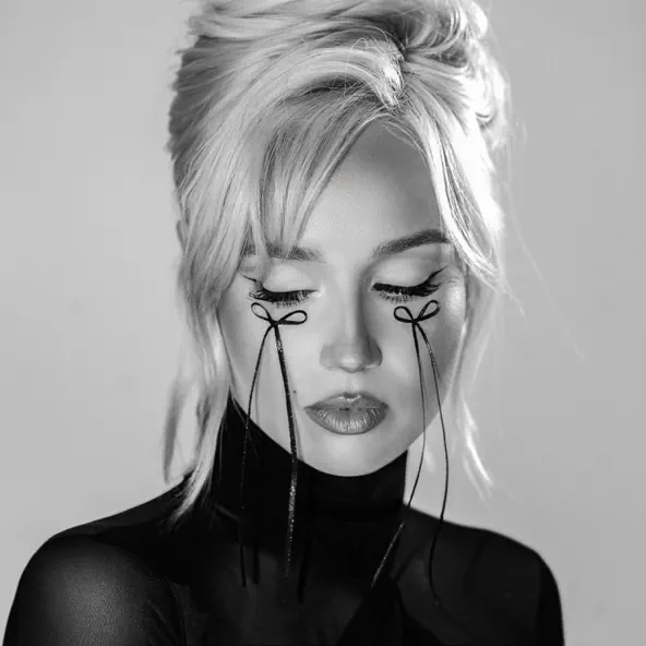 Музыка Клава Кока - Просто Так (feat. Andro)